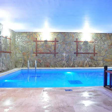Akasia Otel *