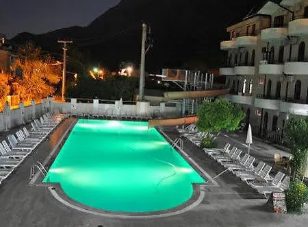 Hotel Akasia *